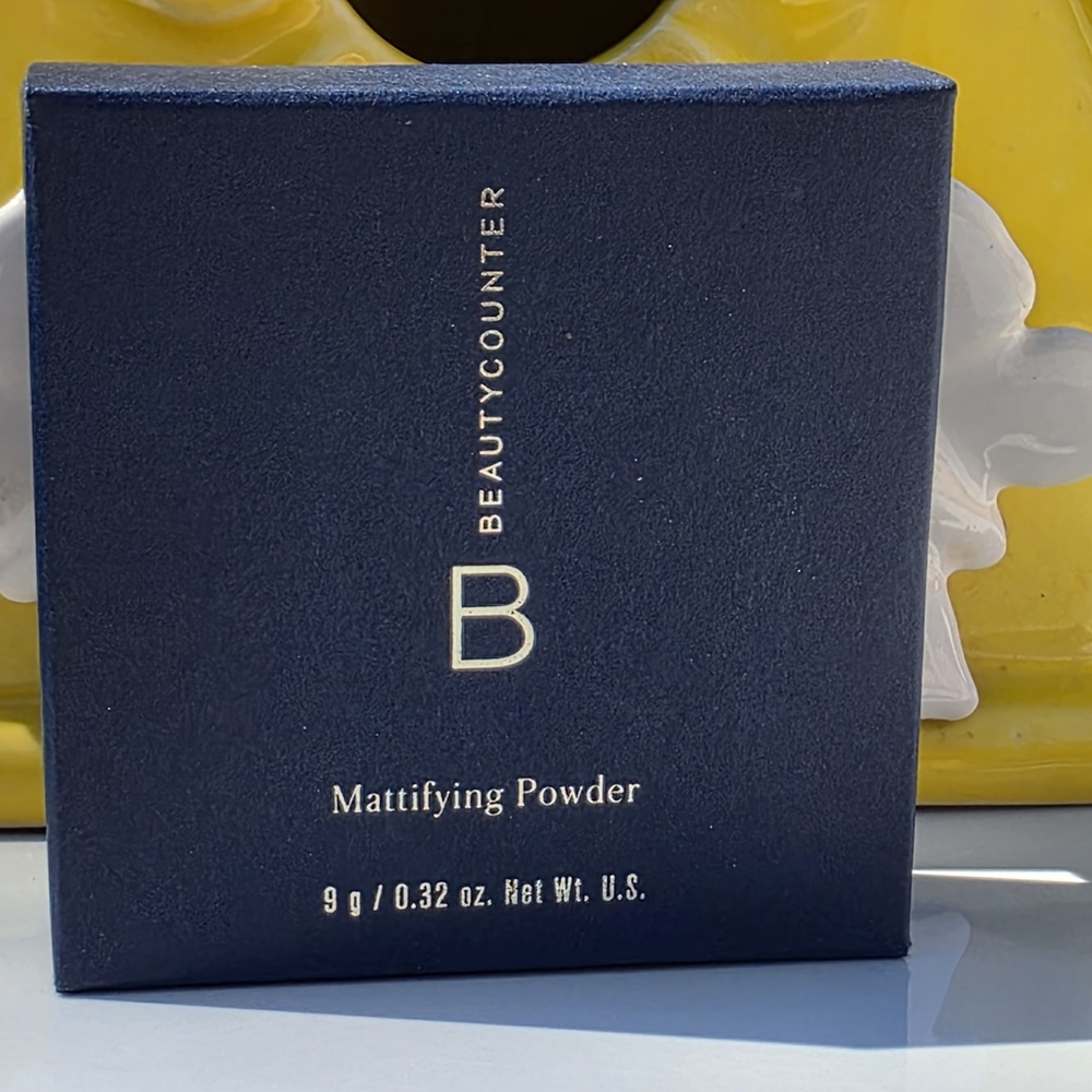 Beautycounter Mattifying Powder
